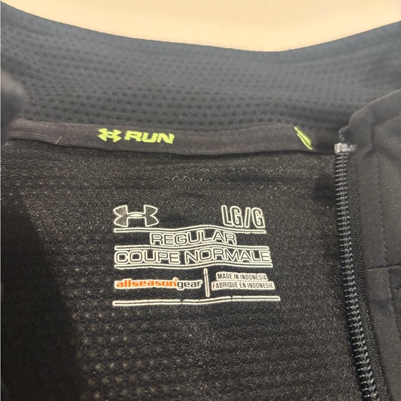 Under Armour Black Quarter Zip Pullover - Picture 3 of 5